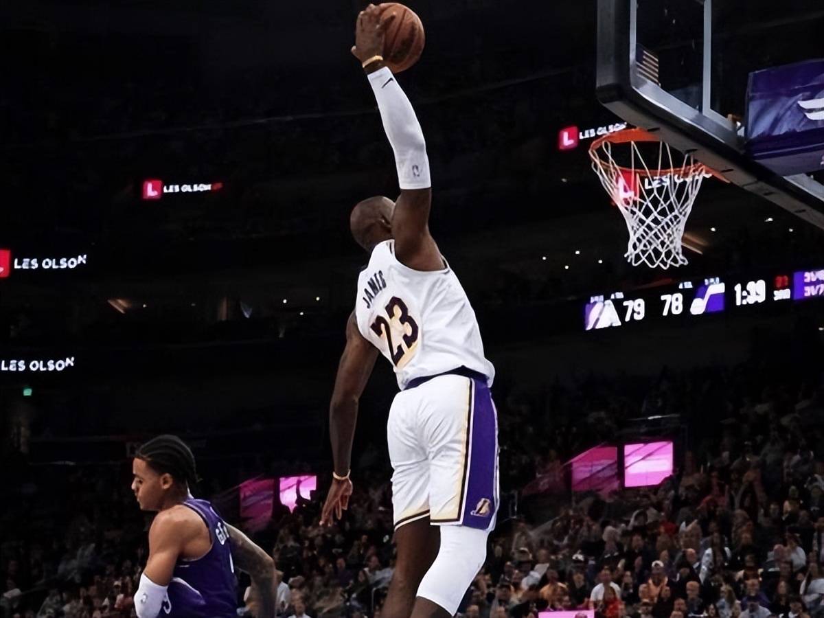 包含今晚犹他爵士备战NBA总决赛，复出首秀细节曝光，底气十足，控场能力受关注的词条