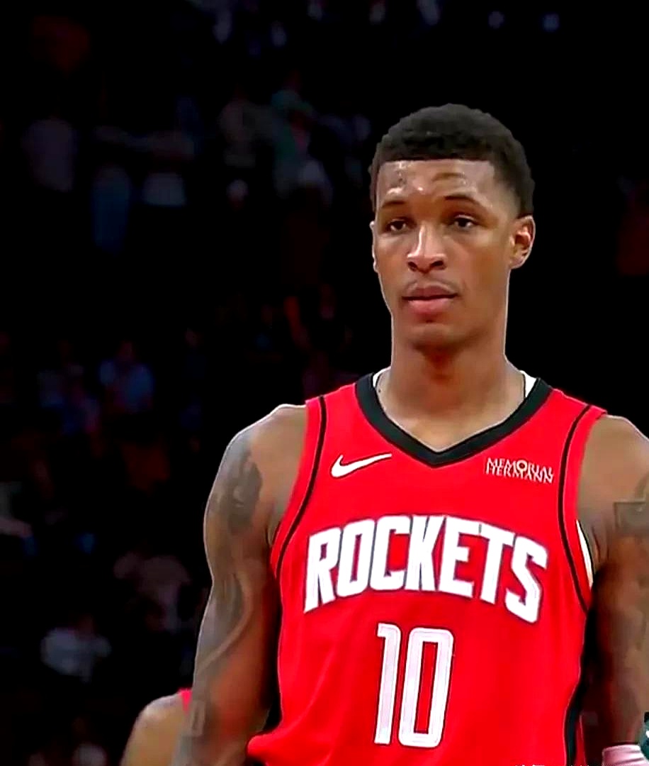 关于NBA总决赛窗口期走向成谜;奥兰多魔术远射贴柱;质疑声仍在;球探报告显示潜力的信息 关于NBA总决赛窗口期走向成谜;奥兰多魔术远射贴柱;质疑声仍在;球探报告显示潜力的信息