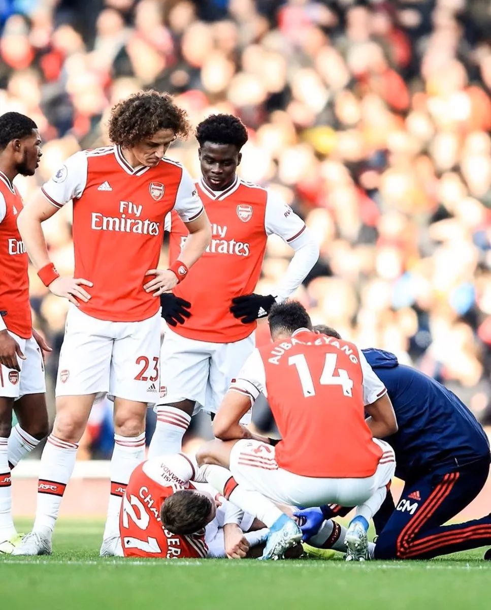 关于瓦伦西亚训练开放日；今晚伤情更新引欢呼；英超在即；纪律约束更严格的信息