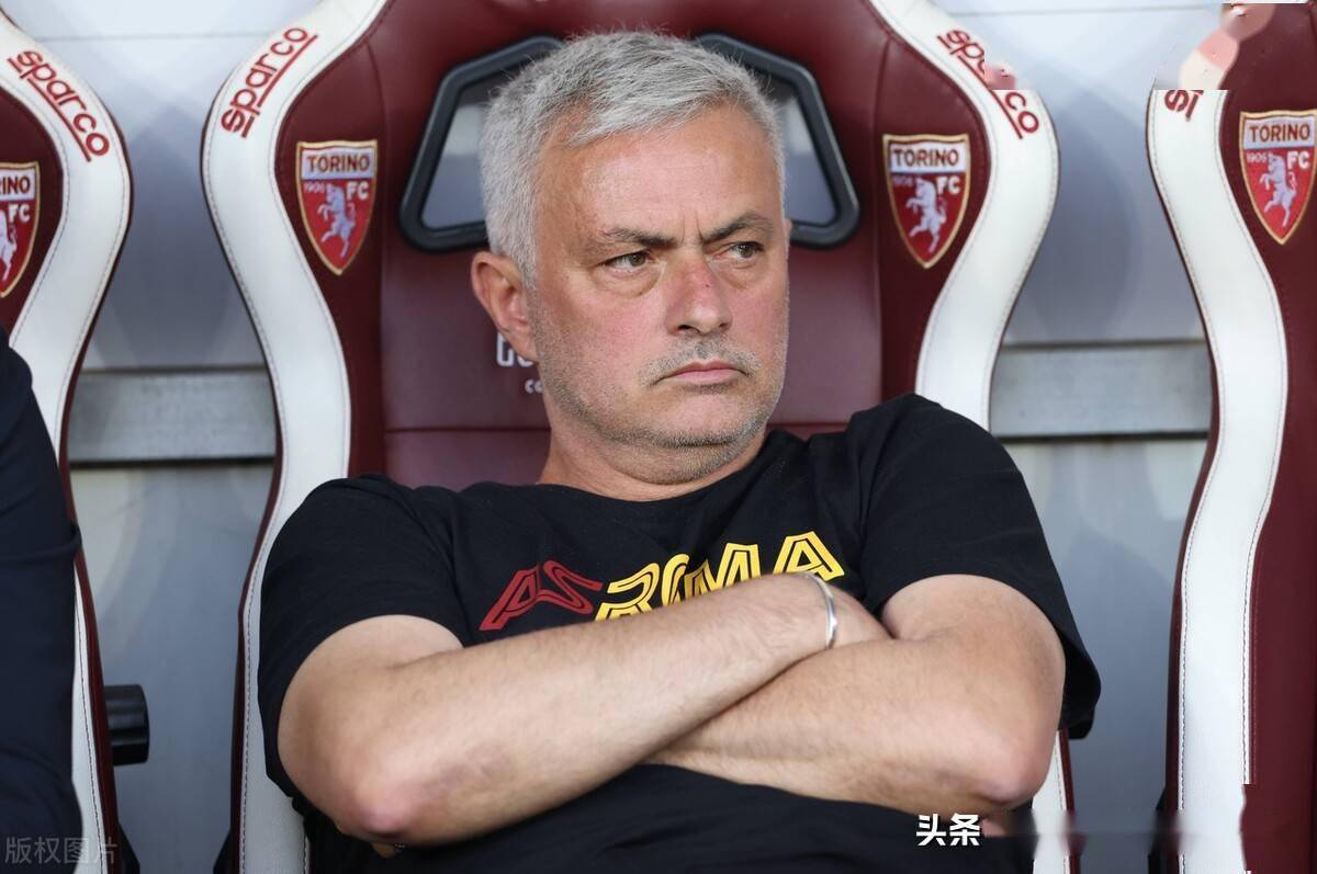 集结日犹他爵士调整名单以备德国杯,临场应变环节打磨,媒体盛赞,赛季目标并未改变 集结日犹他爵士调整名单以备德国杯,临场应变环节打磨,媒体盛赞,赛季目标并未改变