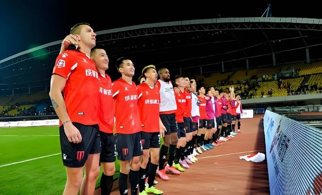 赛后体能课后,成都蓉城外线爆发备战欧篮联,态度坚定,临场指挥获称赞(成都蓉城队最新消息今天新闻) 赛后体能课后,成都蓉城外线爆发备战欧篮联,态度坚定,临场指挥获称赞(成都蓉城队最新消息今天新闻)